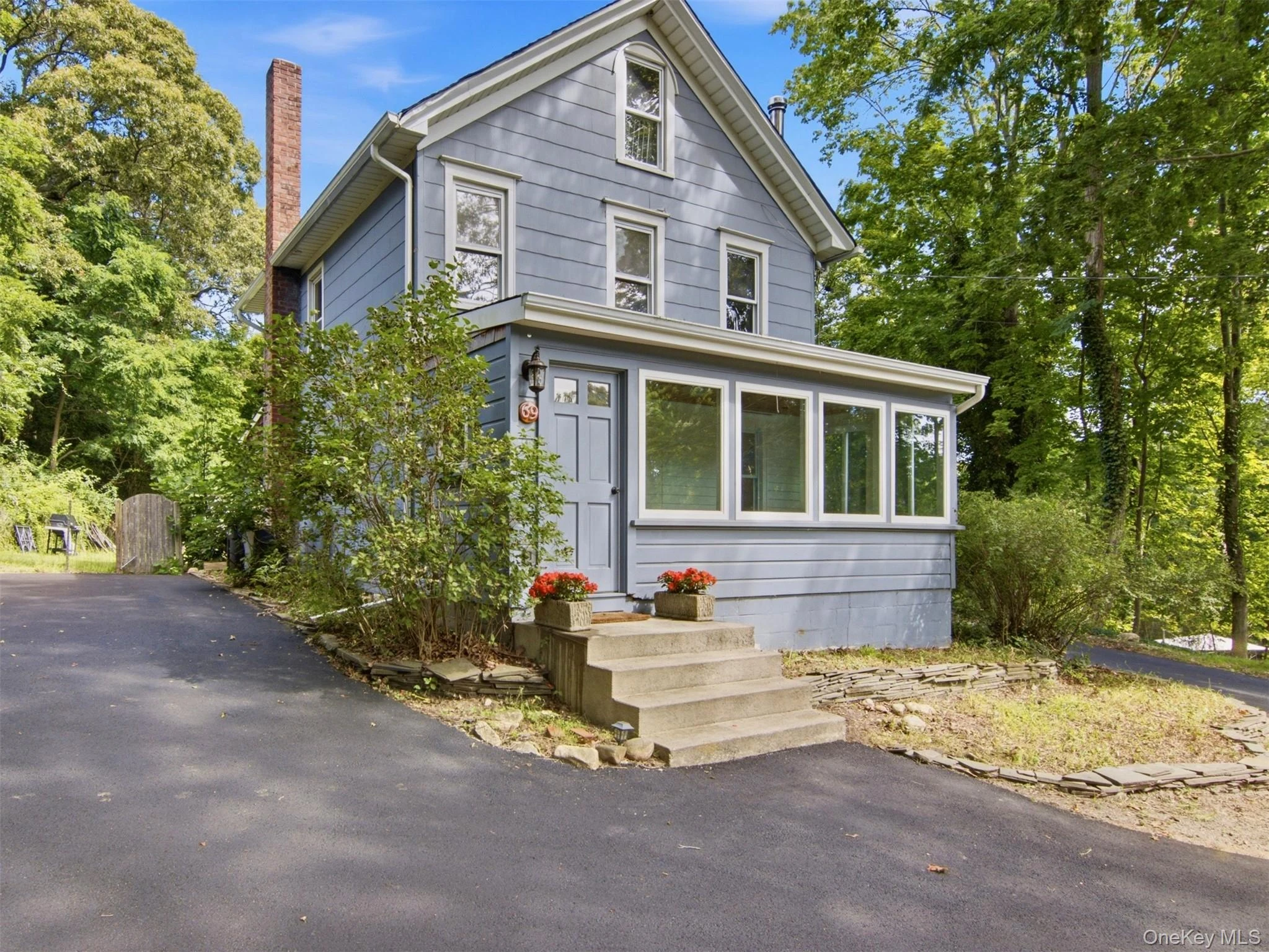 Photograph of 69 Ridgeway Avenue