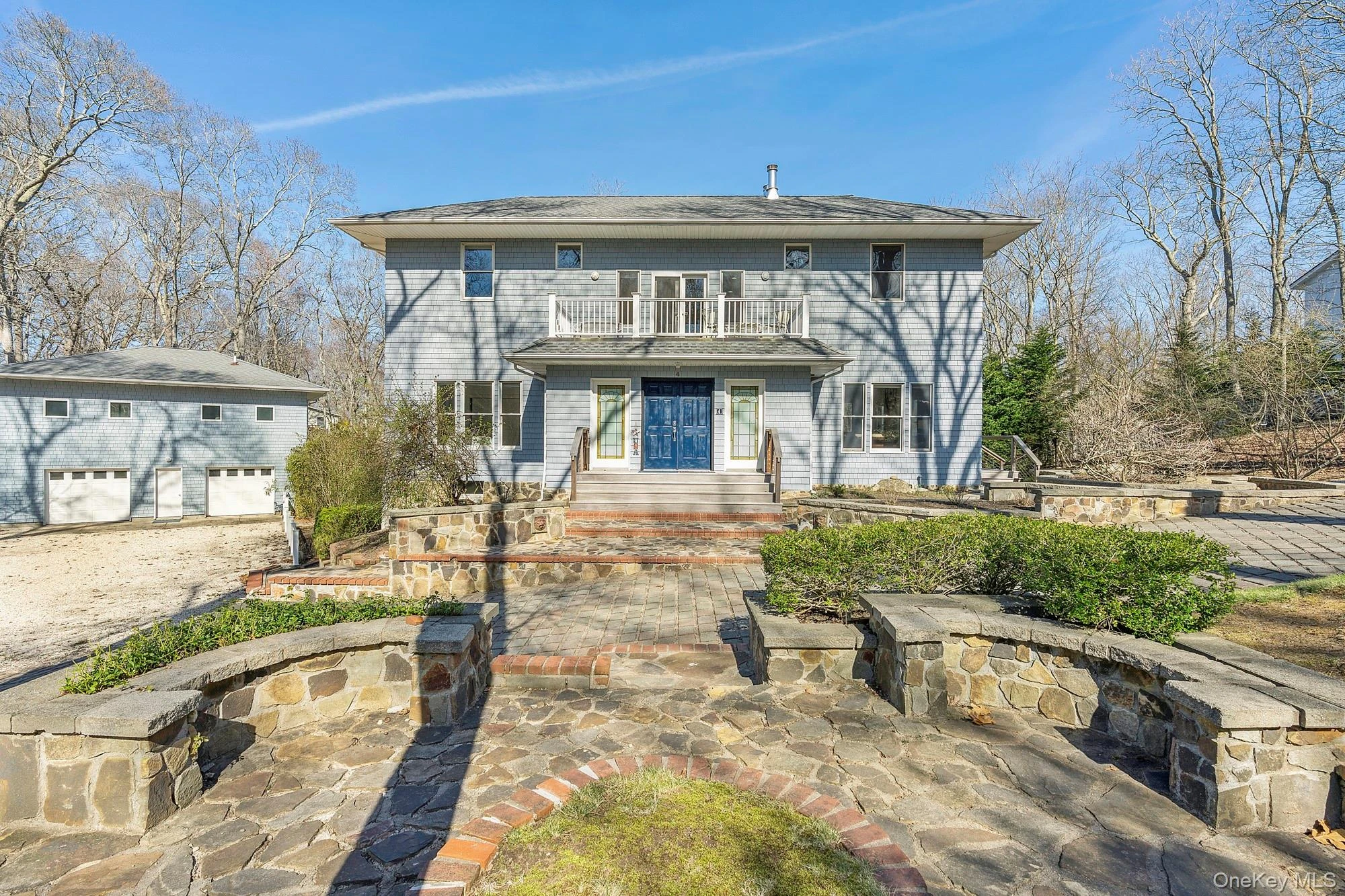 Photograph of 4 Bayview Avenue