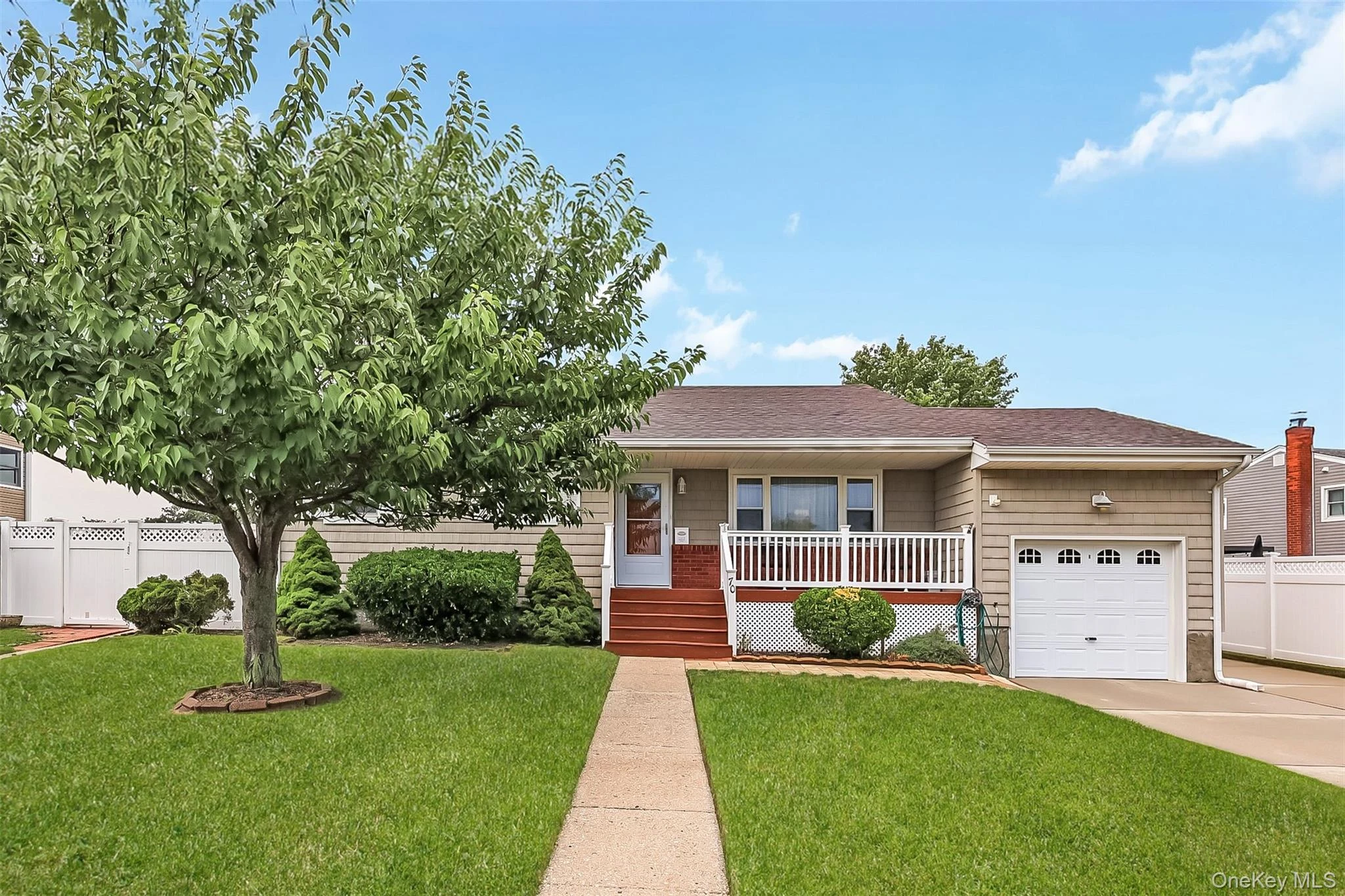 Photograph of 70 Prairie Lane