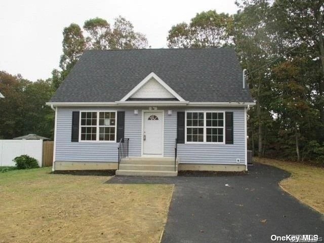Photograph of 647 Doane Avenue