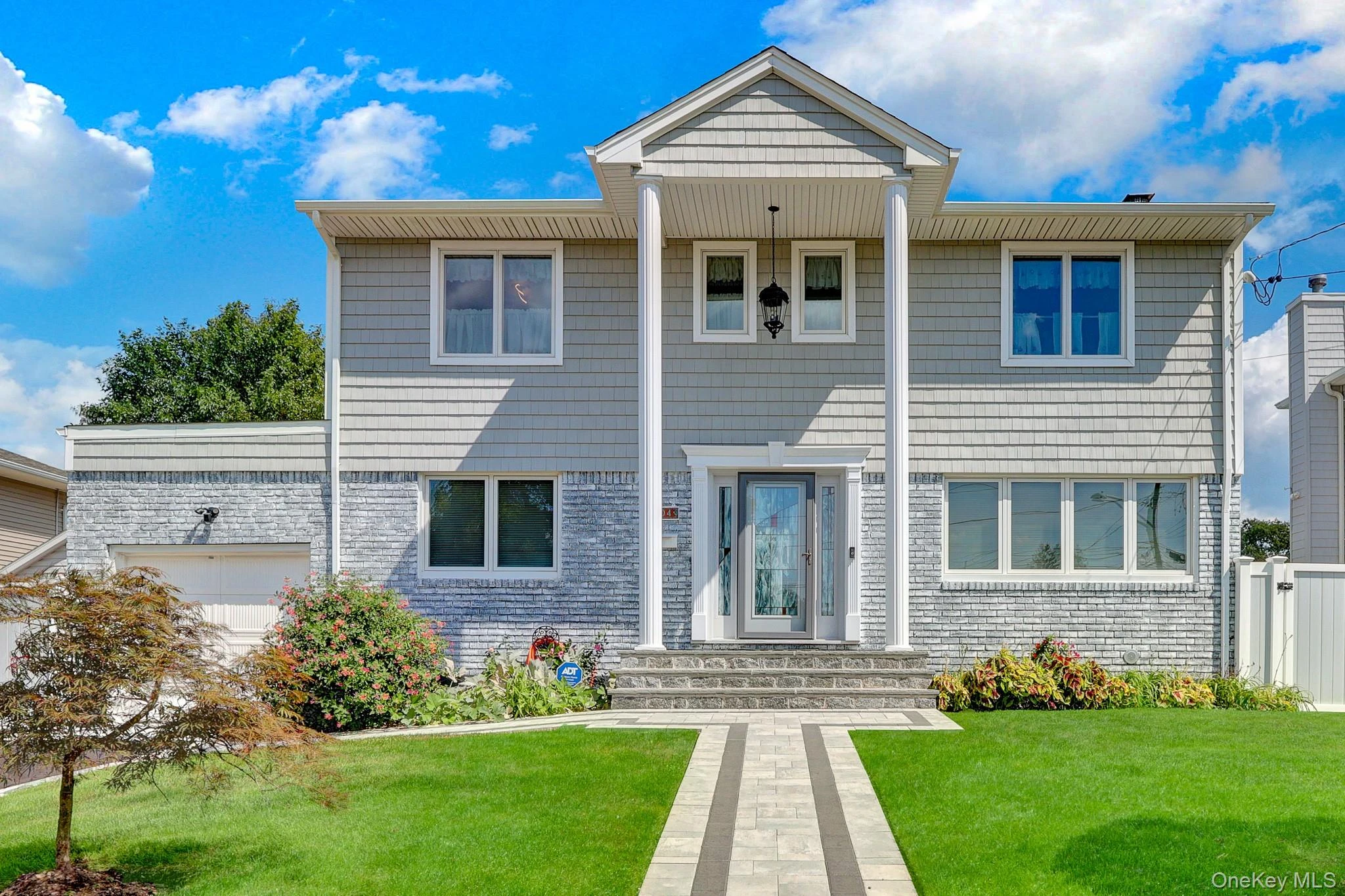 Photograph of 204 Bayview Avenue