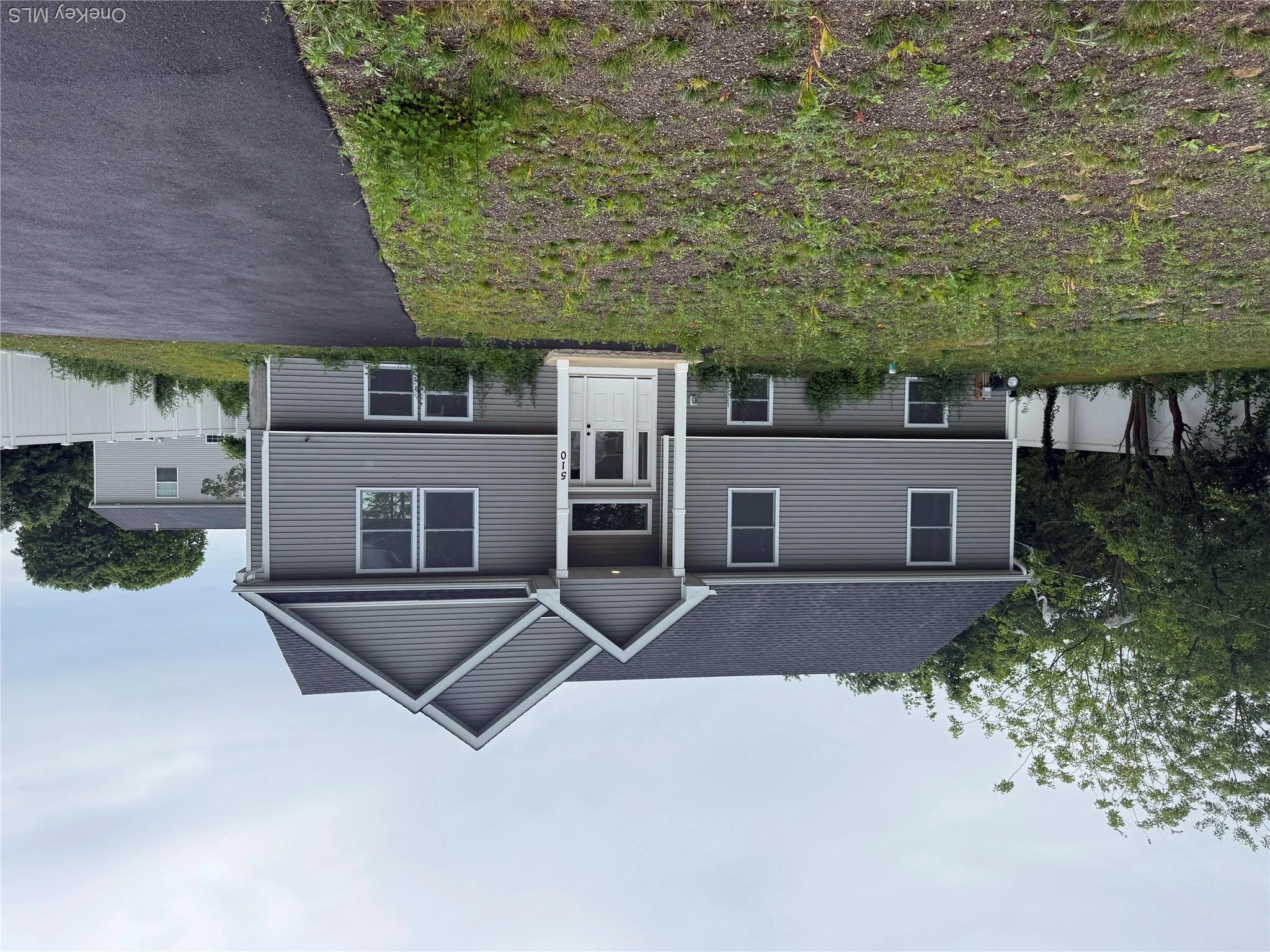 Photograph of 129 Southaven Avenue