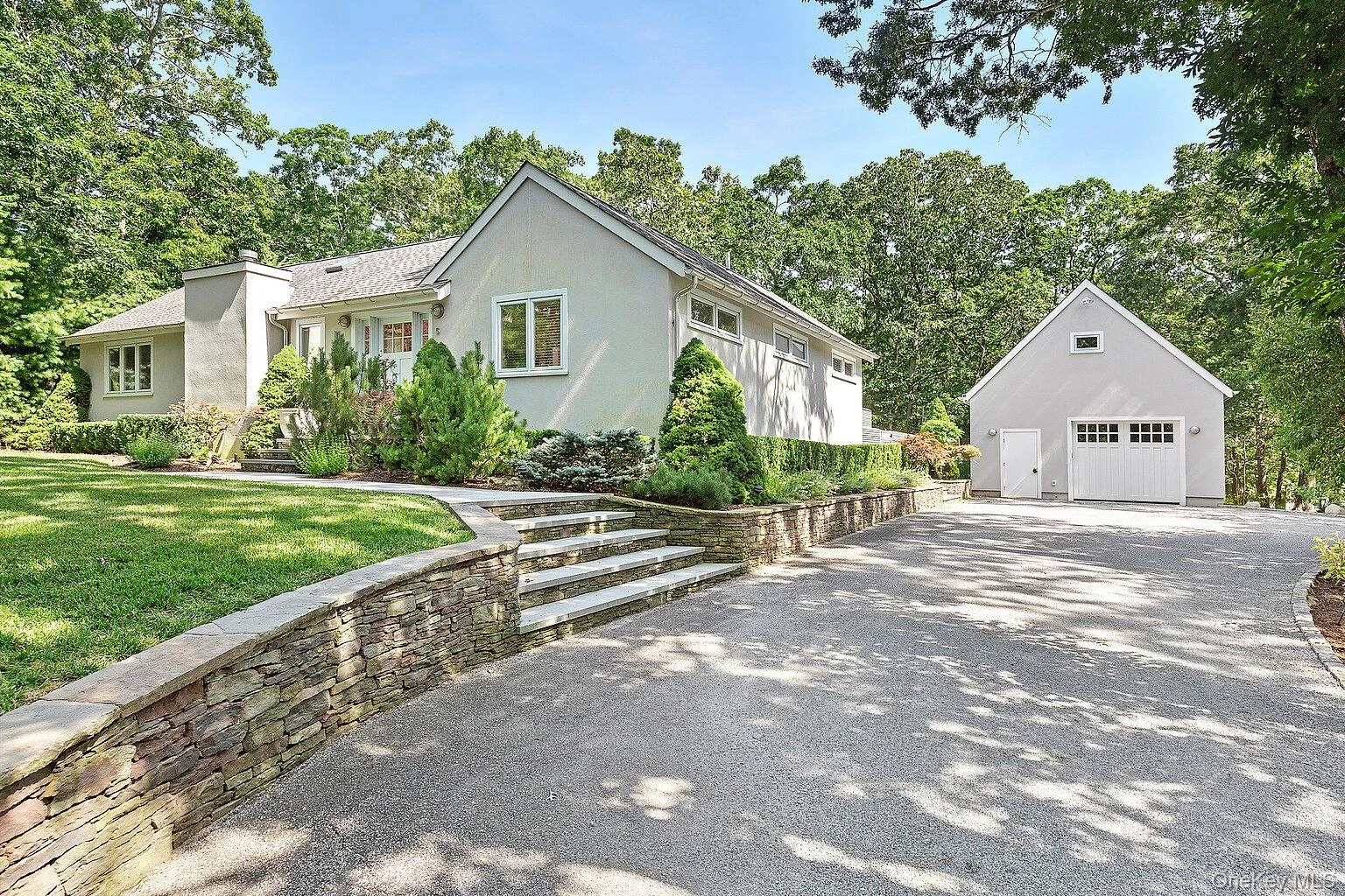 Photograph of 5 Rowman Court