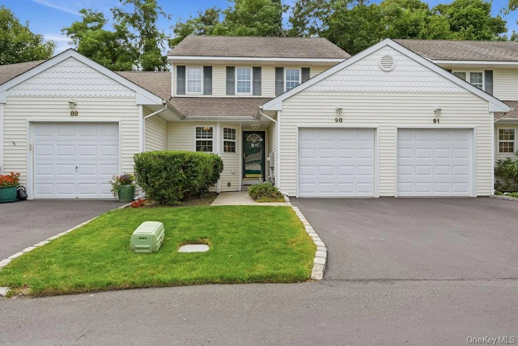 Photograph of 90 Mulberry Common