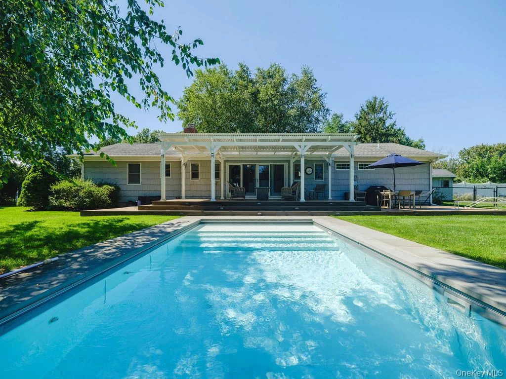 Photograph of 2080 Elijahs Lane