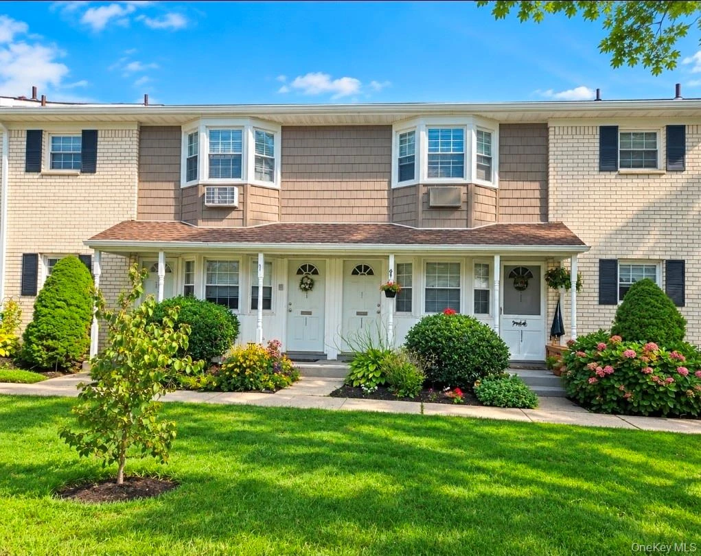 Photograph of 3909 Wilshire Lane