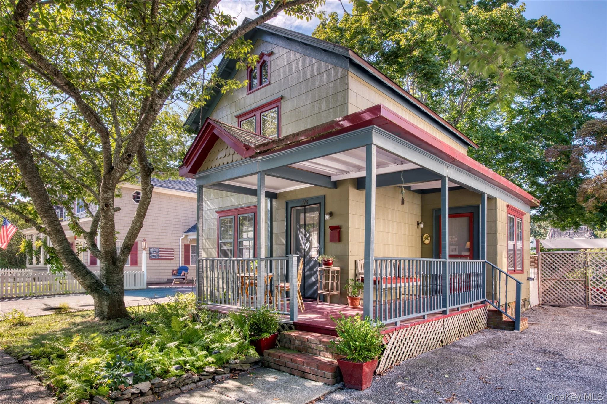 Photograph of 216 Broad Street