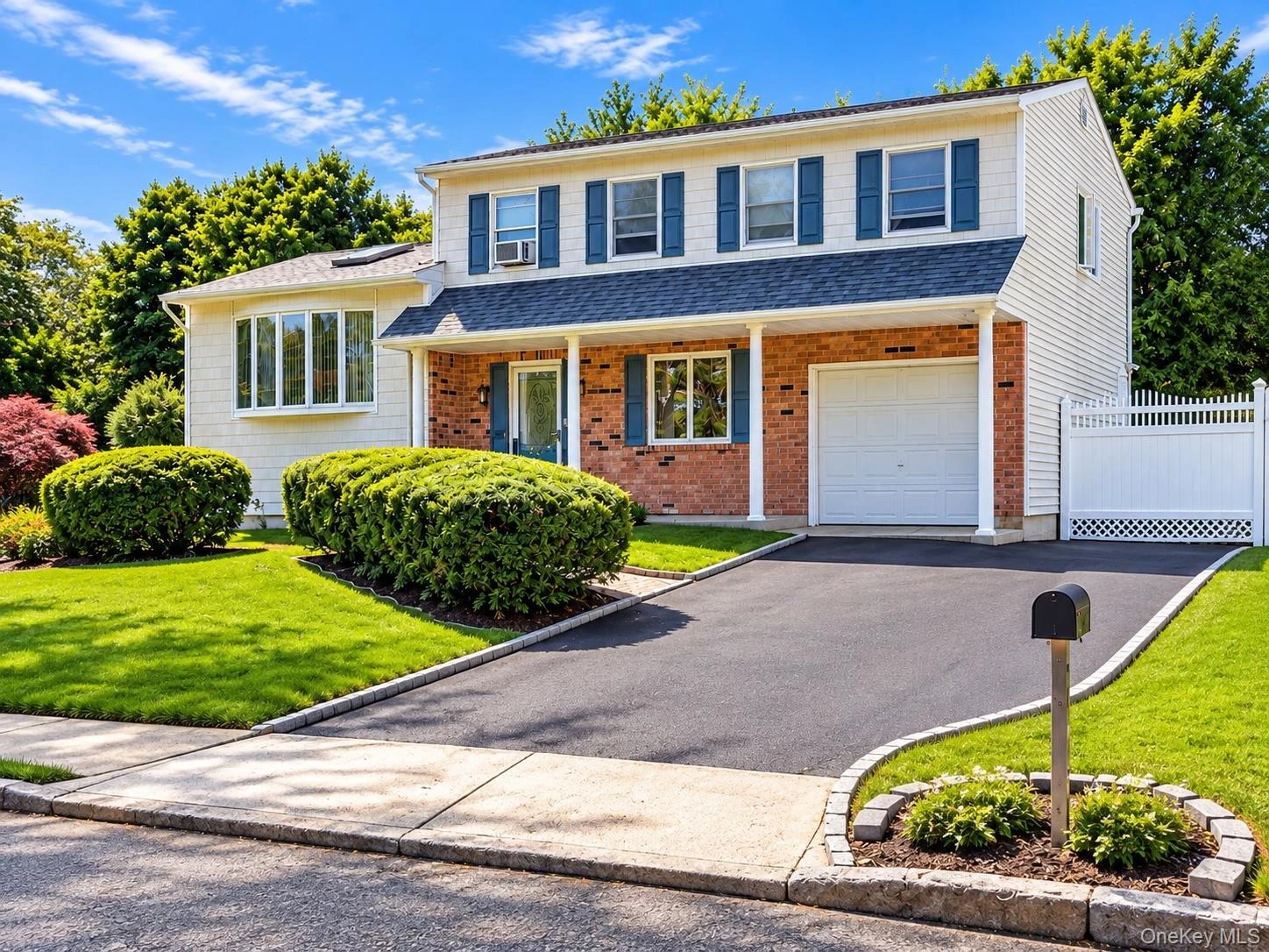 Photograph of 2 Carol Avenue