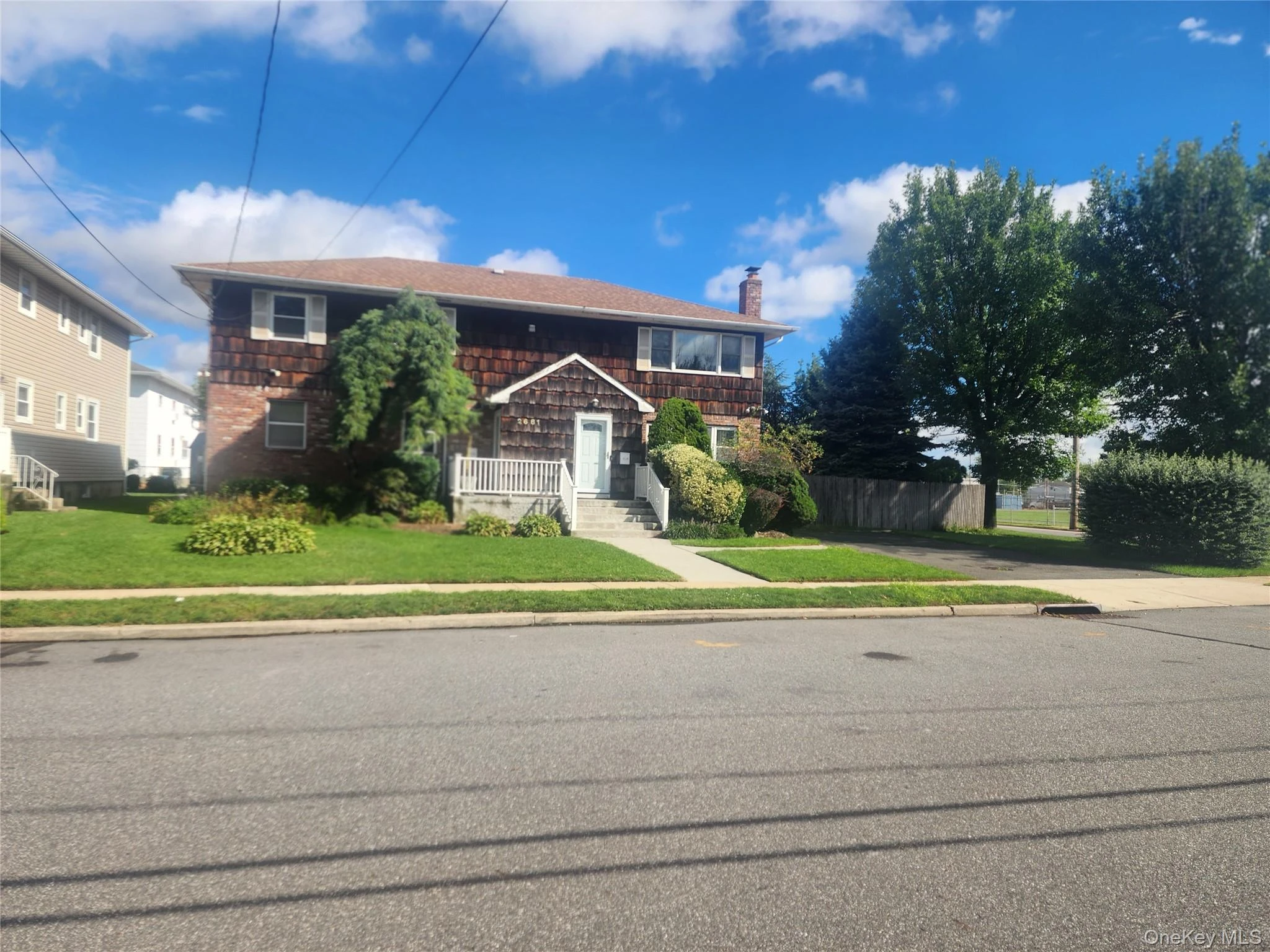 Photograph of 2681 Sheldon Place