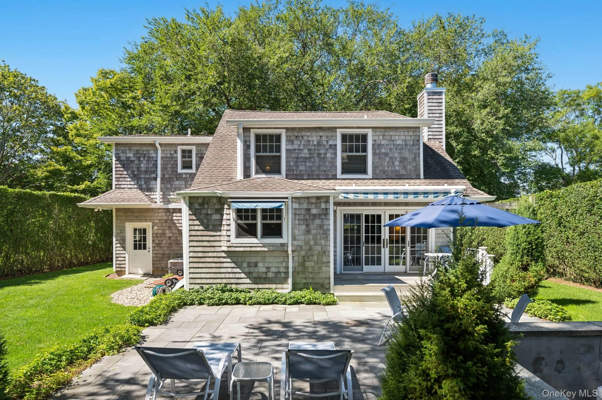 Photograph of 200 Little Plains Road