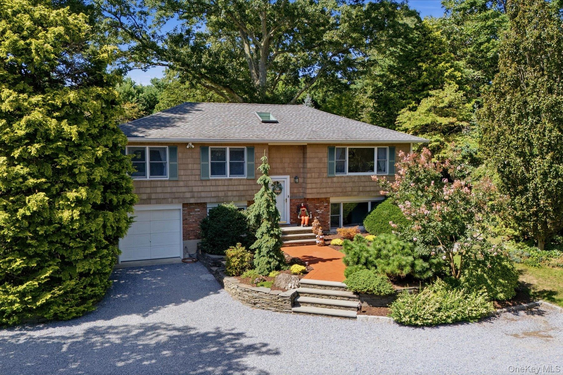 Photograph of 772 Pulaski Road