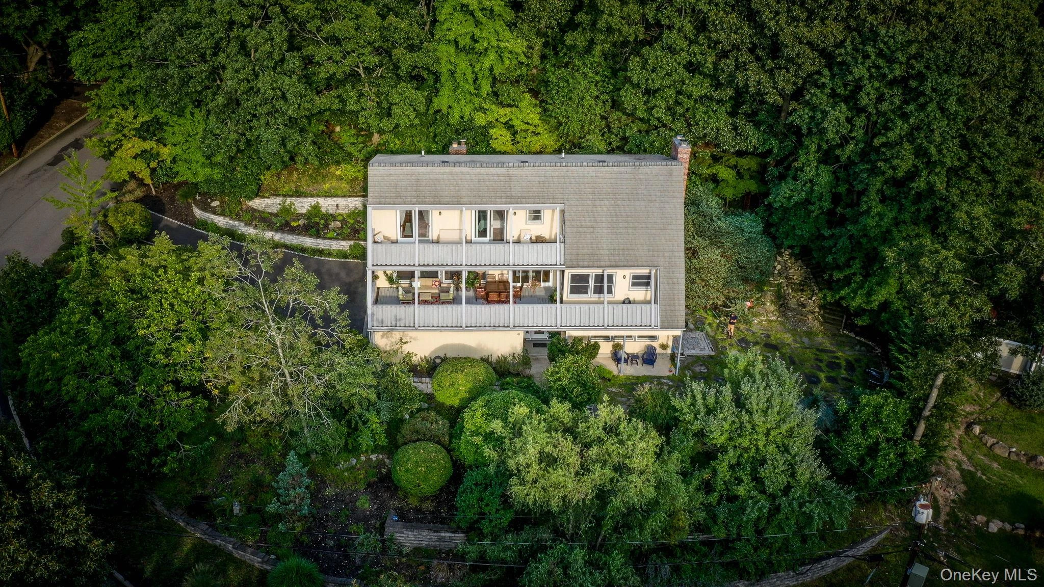 Photograph of 4 Hill Dale Avenue