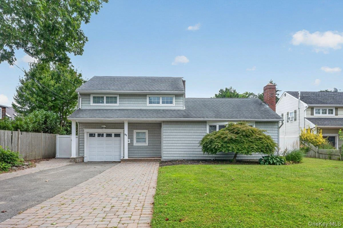 Photograph of 61 Carleton Avenue
