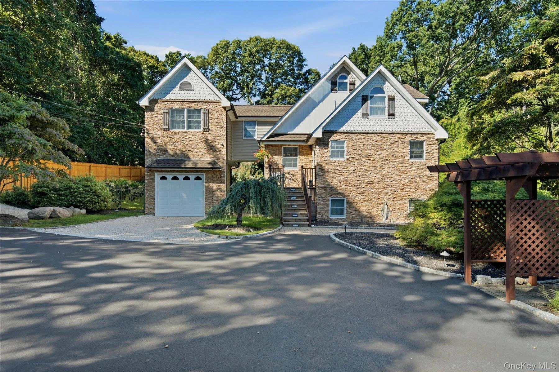 Photograph of 24 Sylvan Lane