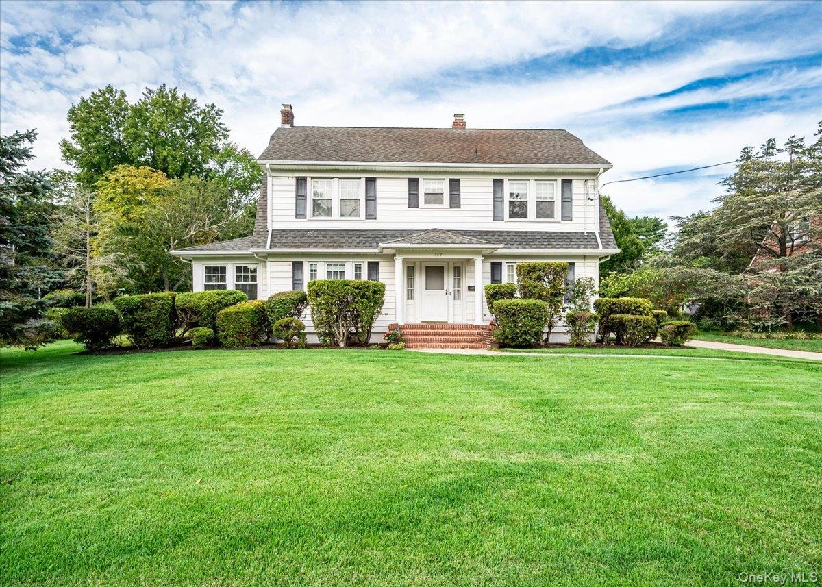 Photograph of 132 Washington Avenue
