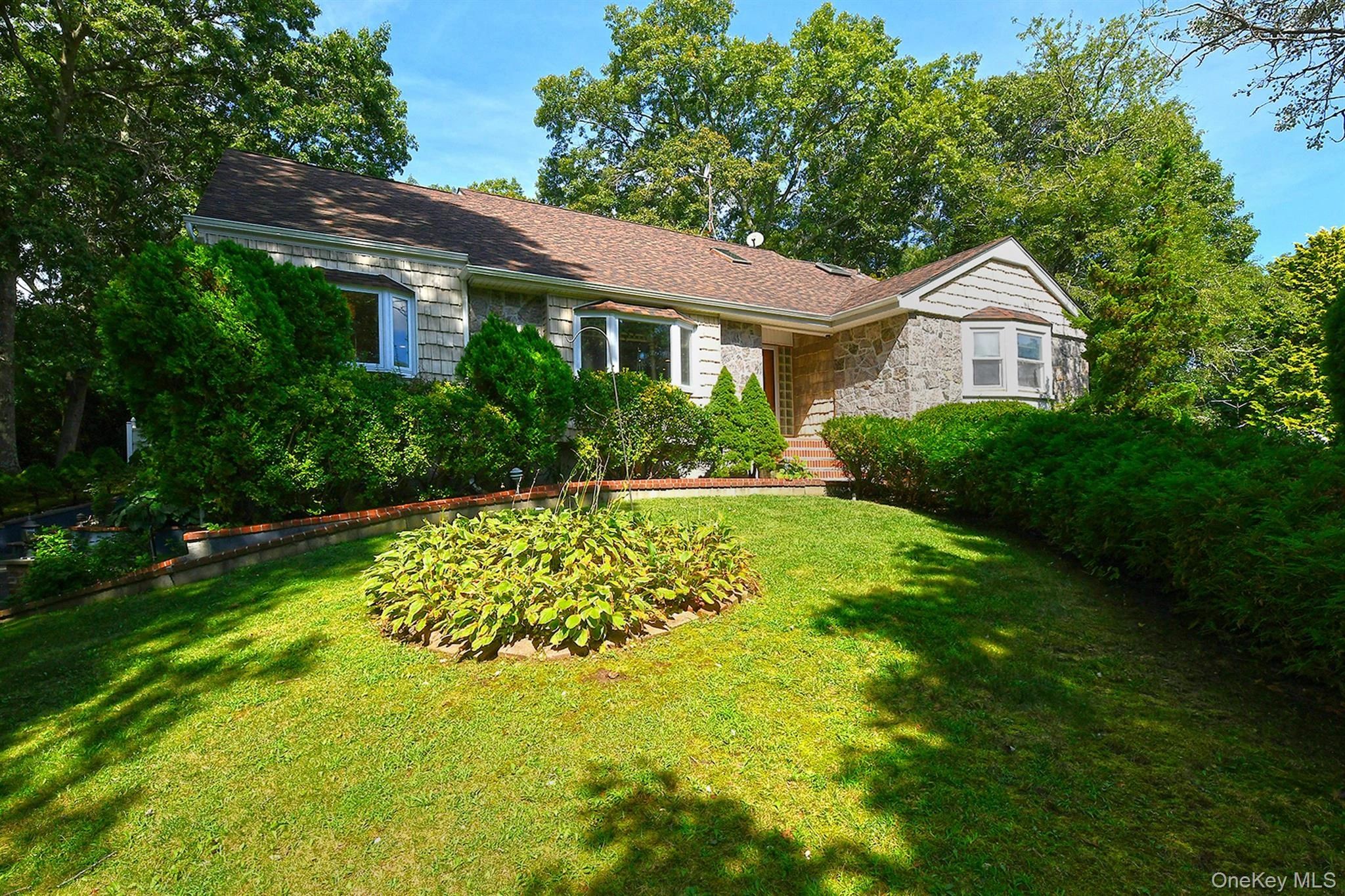 Photograph of 4 Village Hill Drive