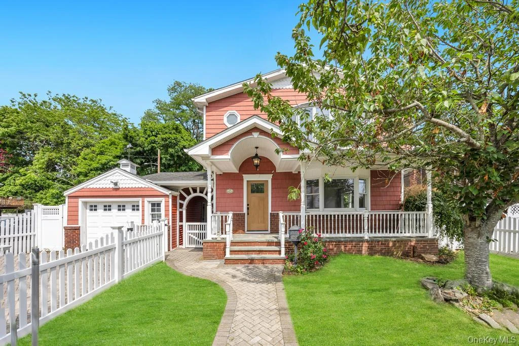 Photograph of 2331 Neptune Avenue