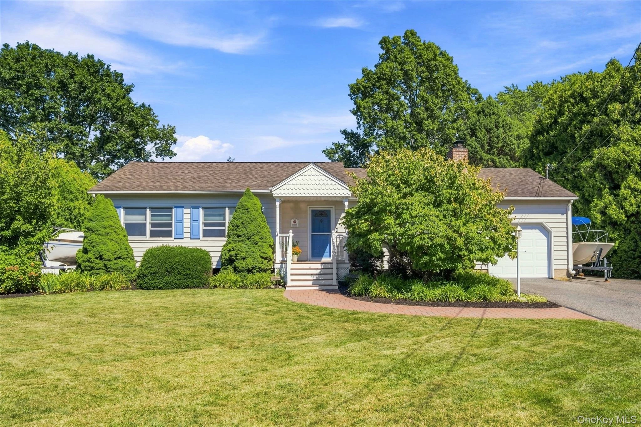 Photograph of 1035 Theresa Drive