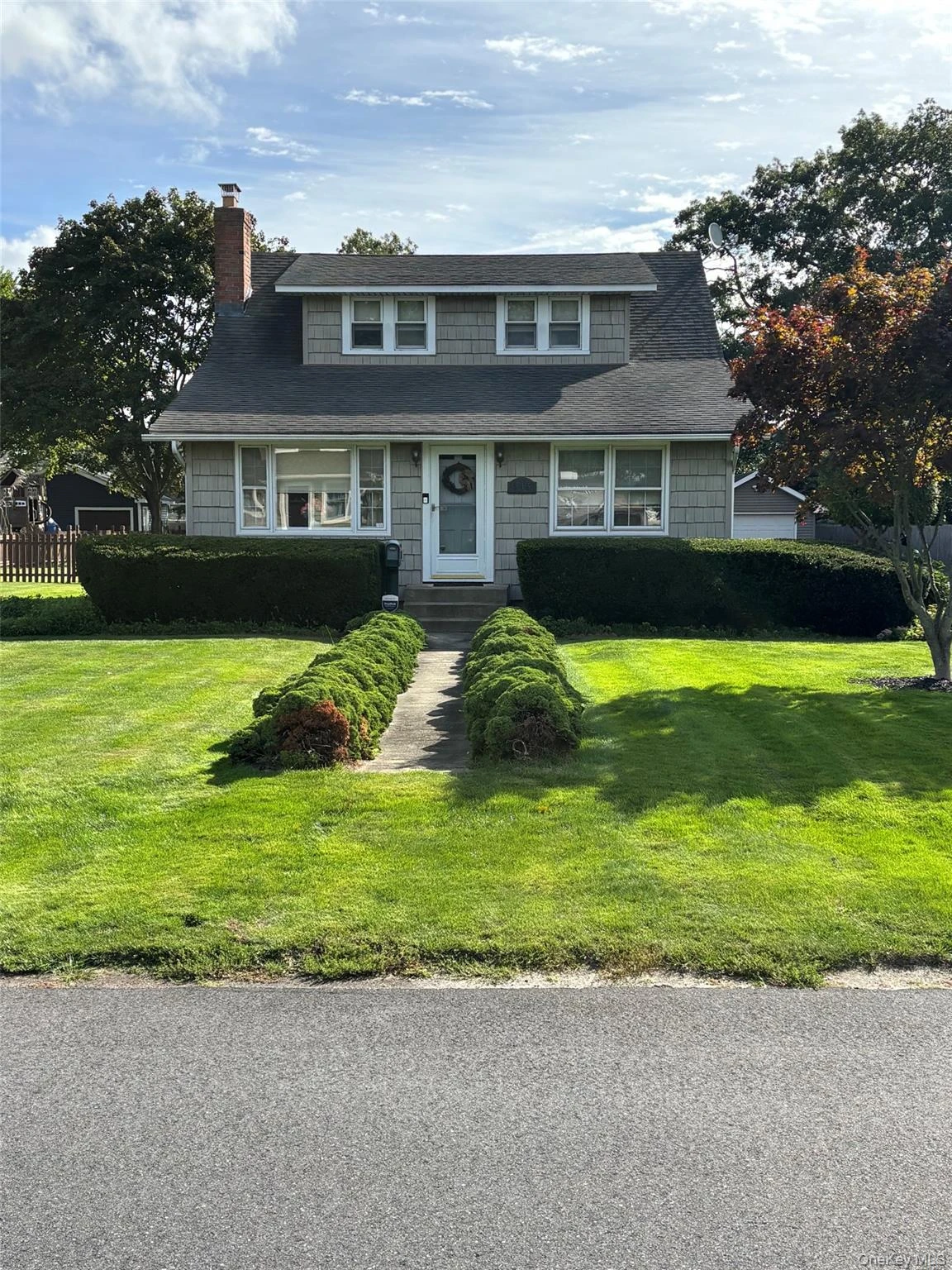 Photograph of 515 Gillette Avenue