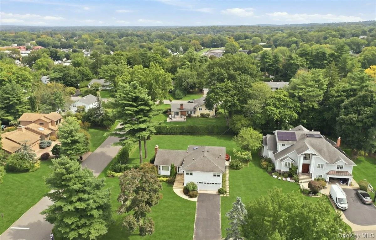 Photograph of 3 Maplewood Lane