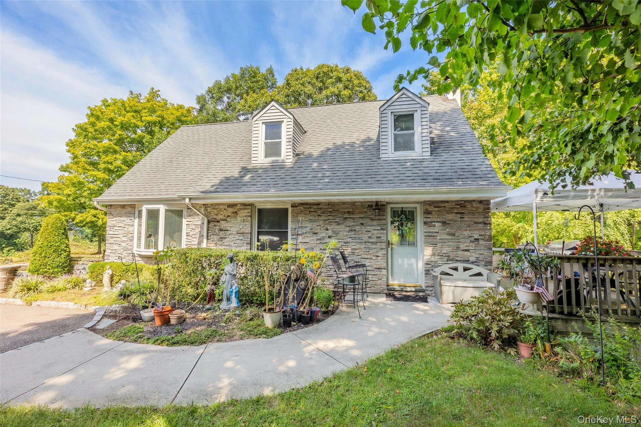 Photograph of 73 Ridgewood Avenue