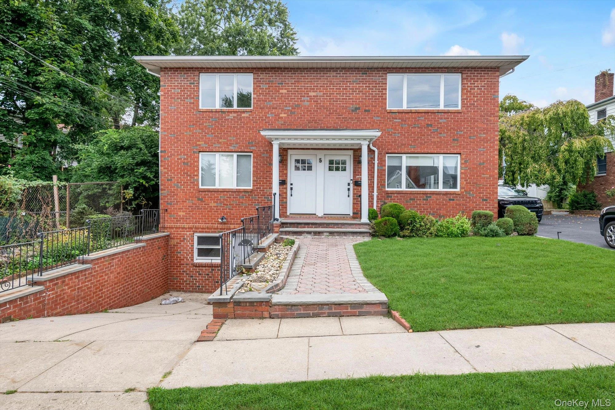 Photograph of 5 Linwood Road