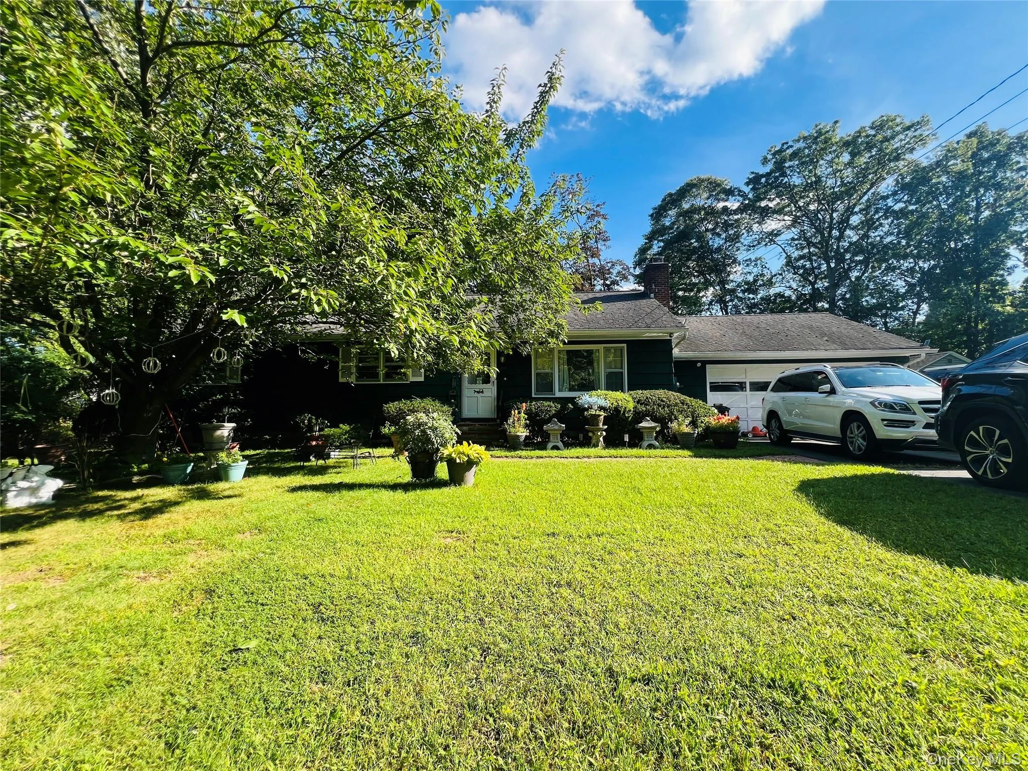 Photograph of 250 Country Road