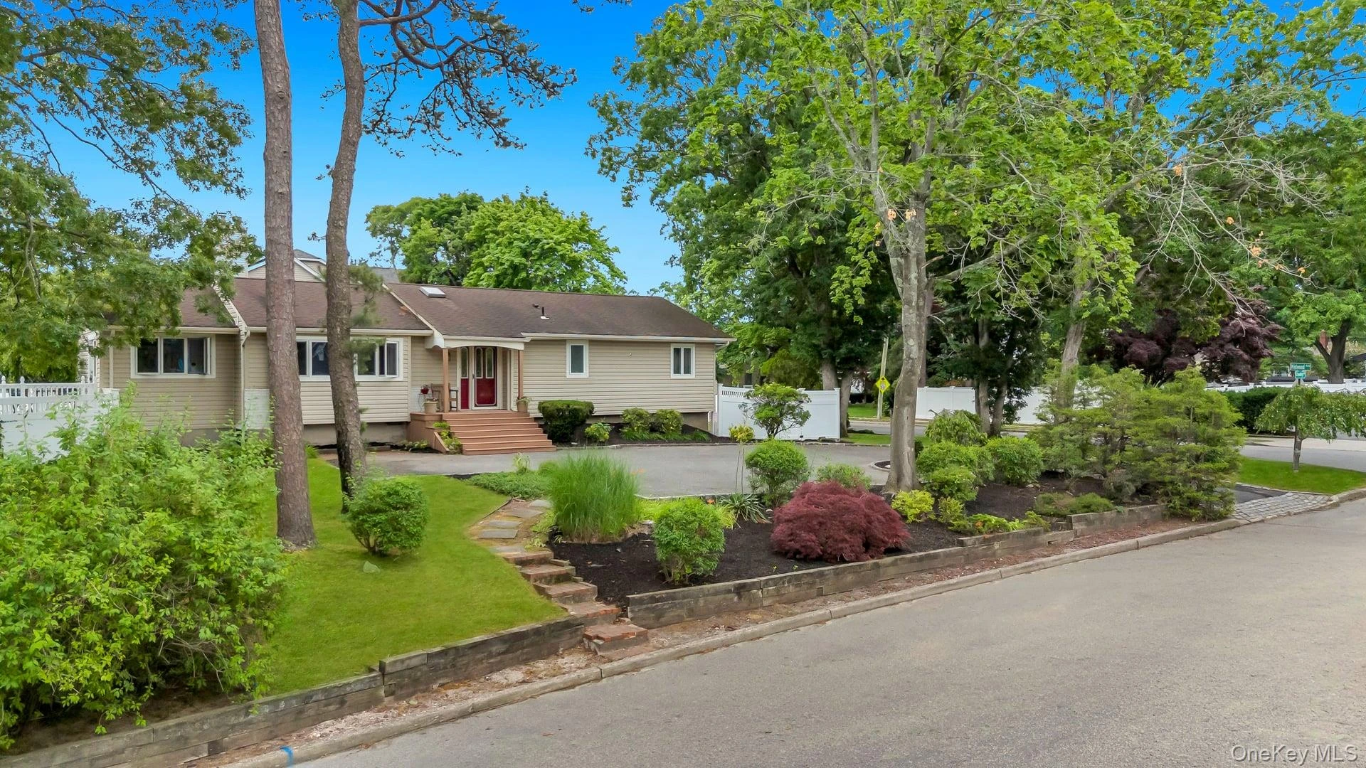Photograph of 93 Midwood Avenue