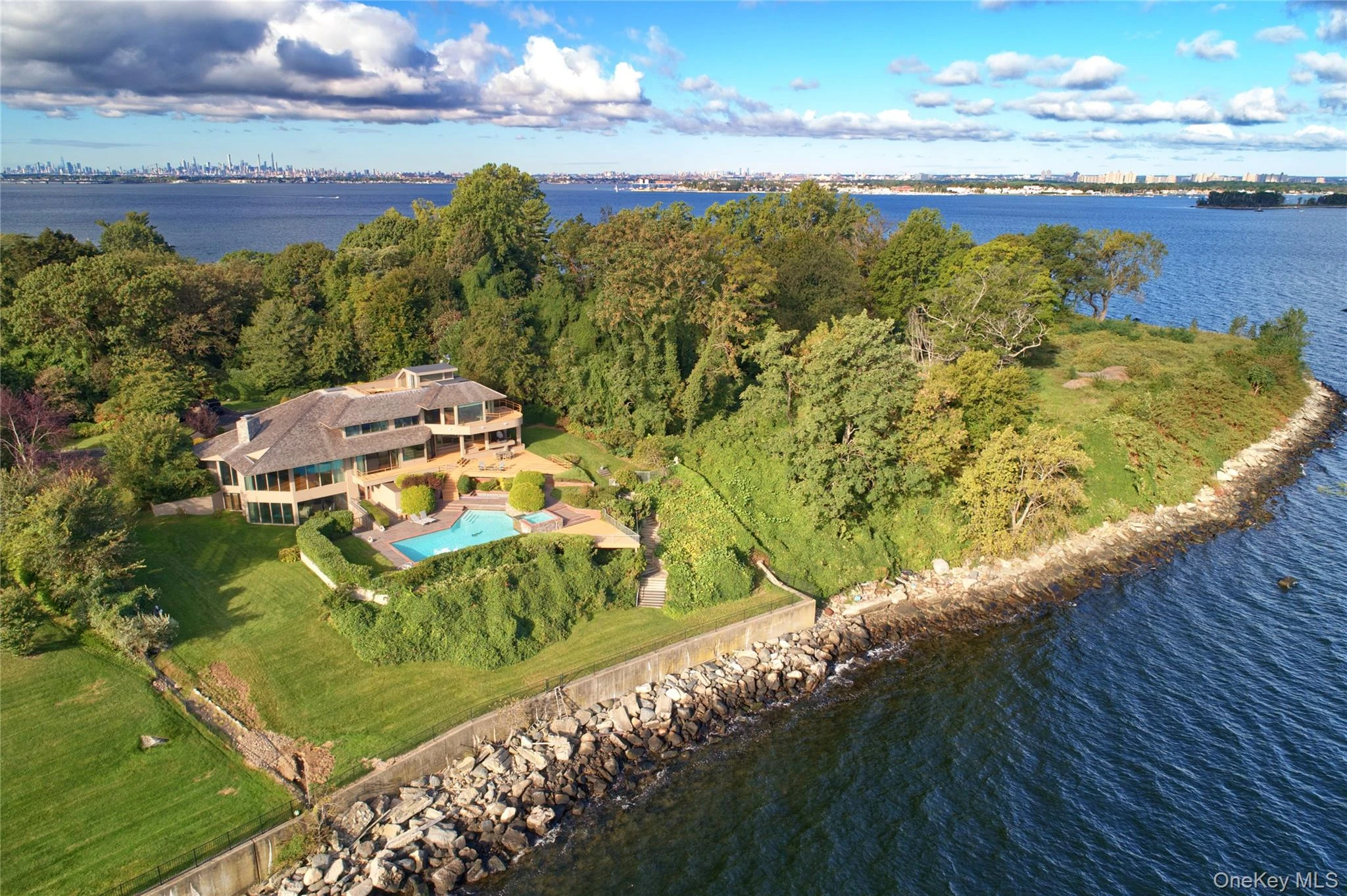 Photograph of 15 Gatsby Lane