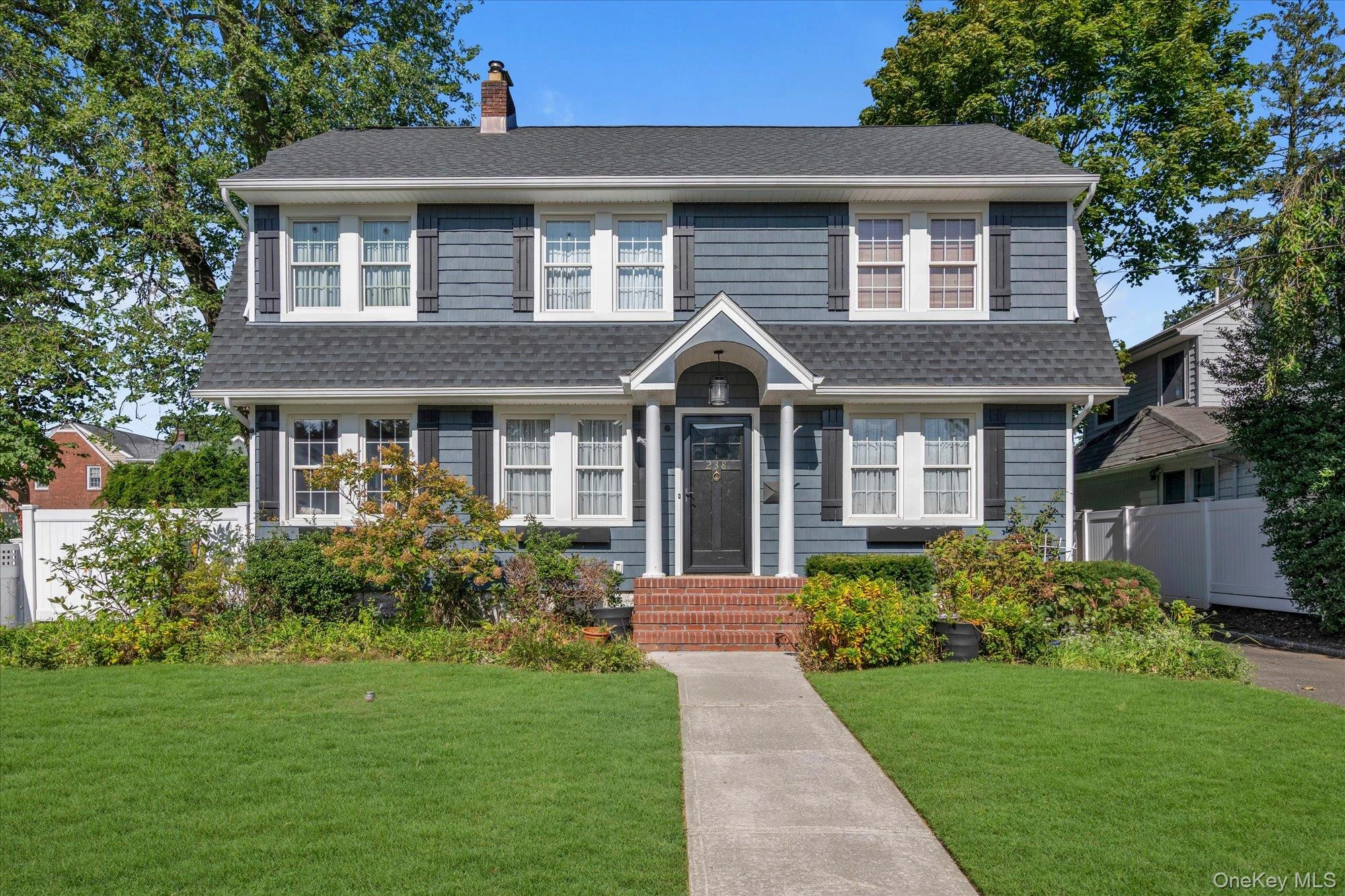 Photograph of 238 Burtis Avenue
