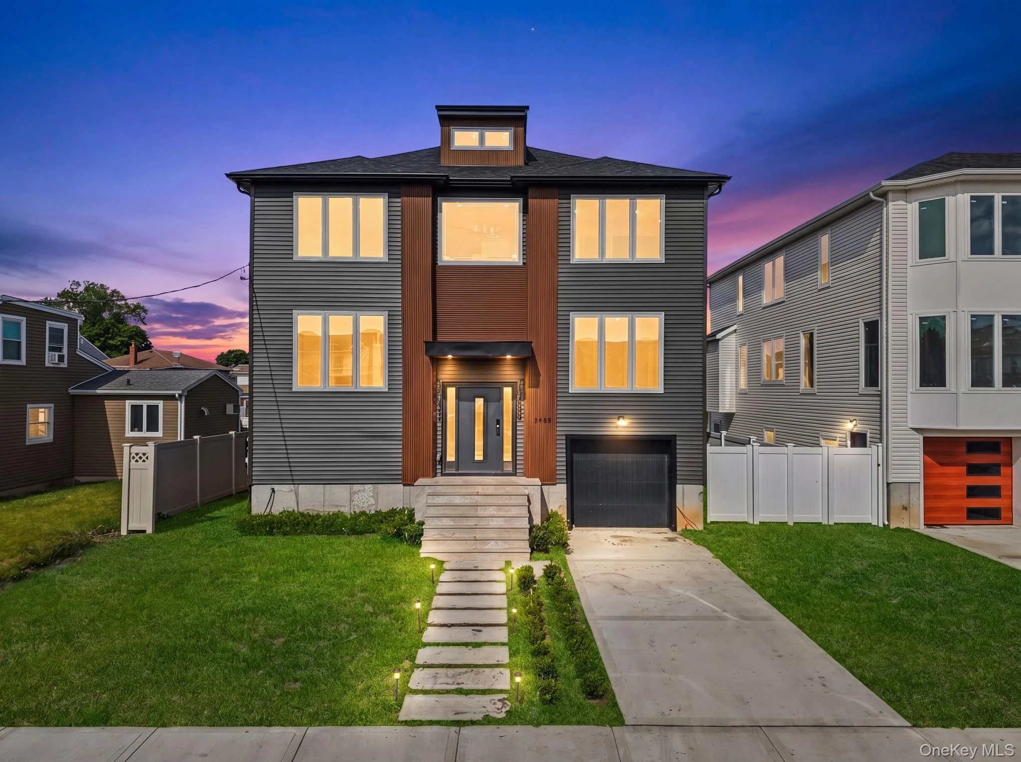Photograph of 3453 Ocean Avenue