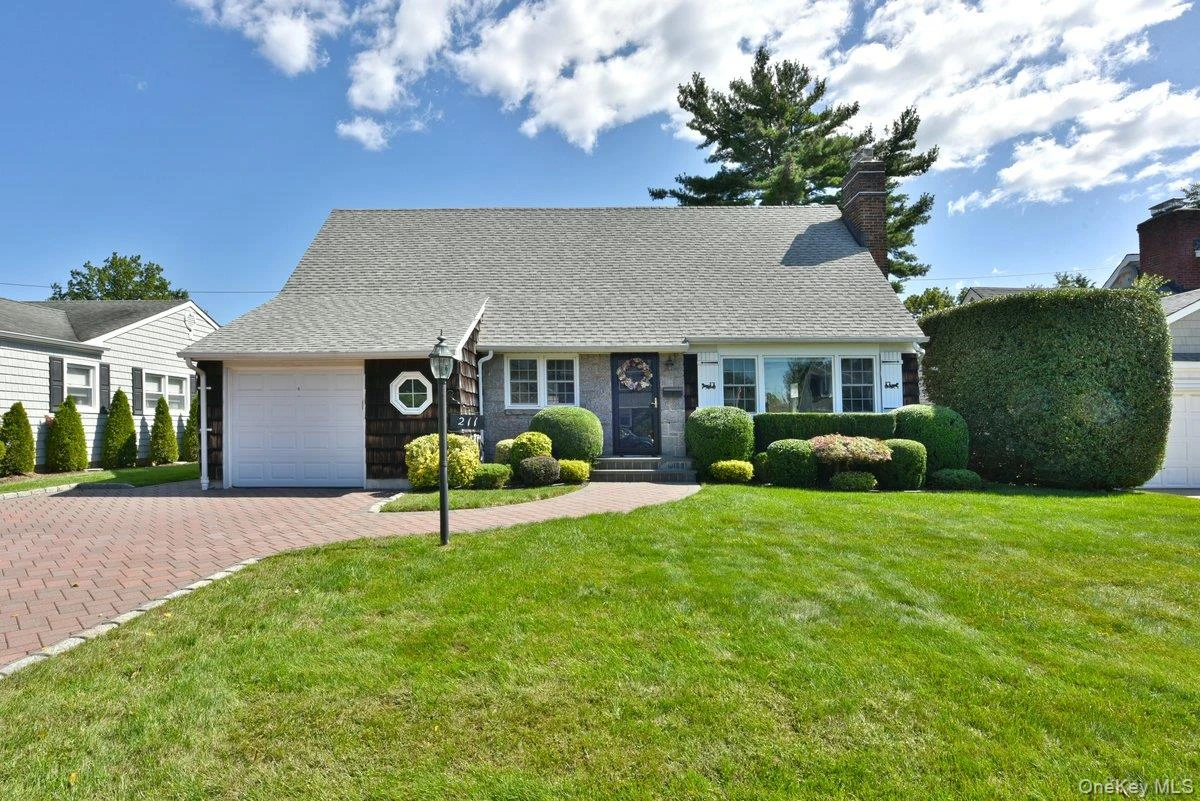 Photograph of 211 Wellington Road