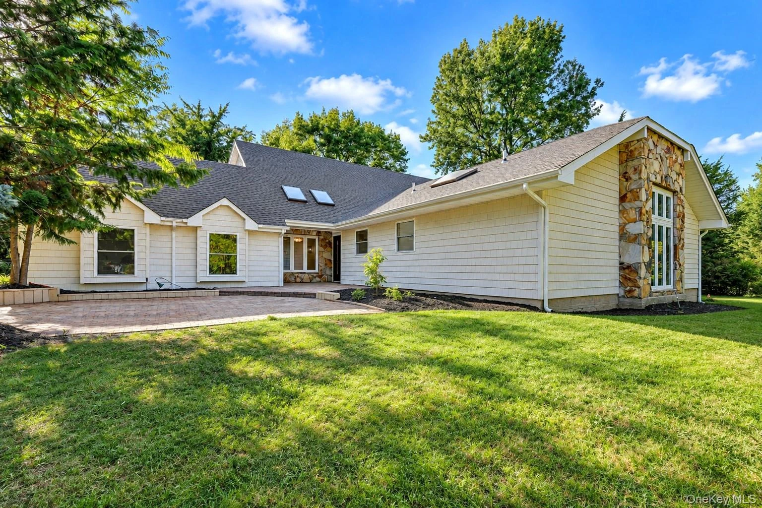Photograph of 6 Cedarfield Terrace