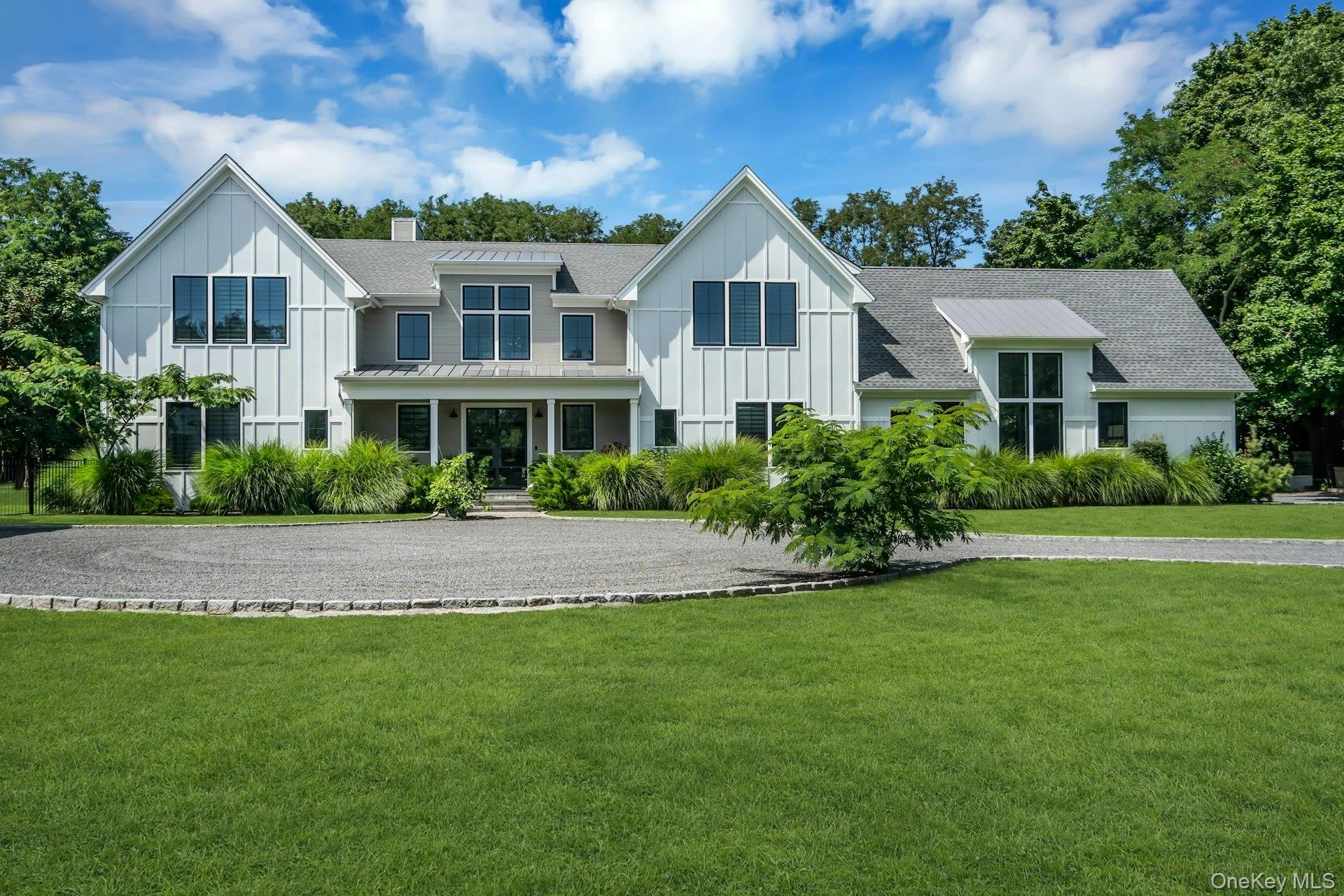 Photograph of 712 Hubbard Avenue