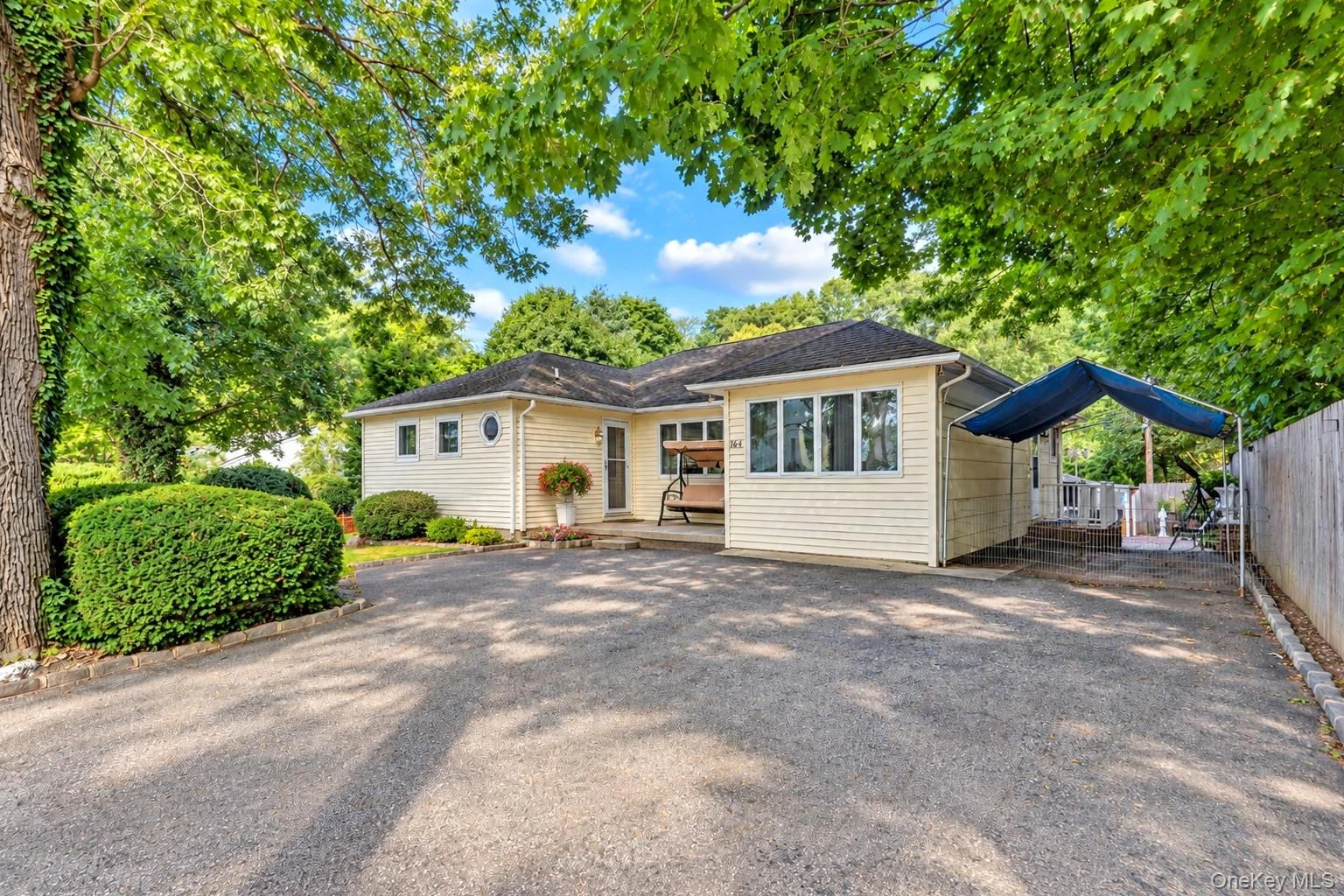 Photograph of 164 Landing Road