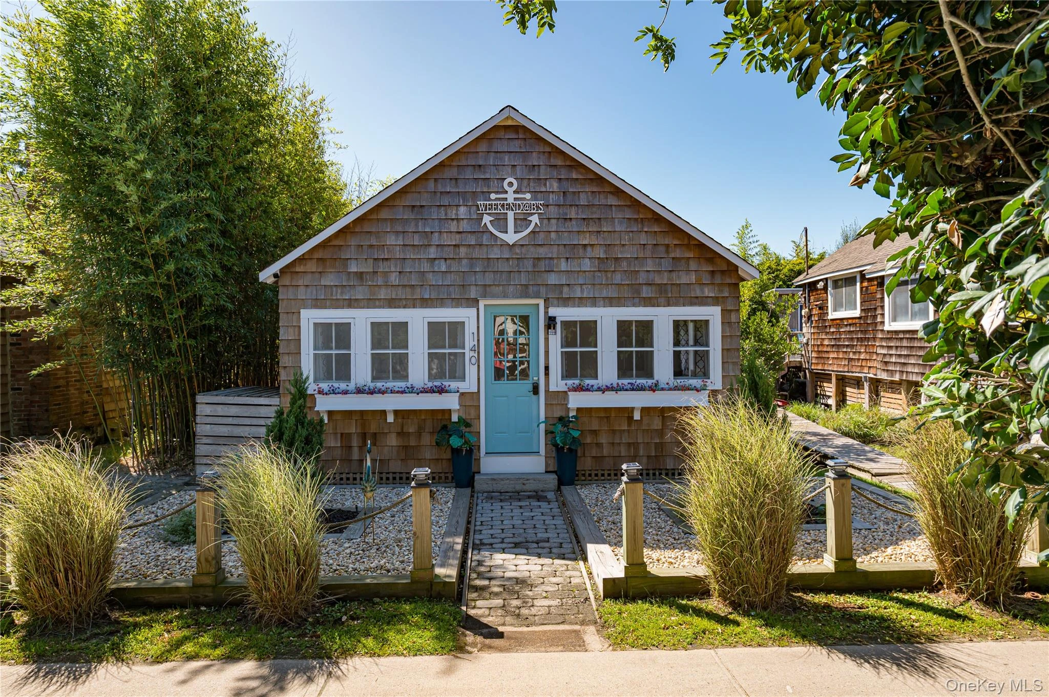 Photograph of 140 Ocean Road