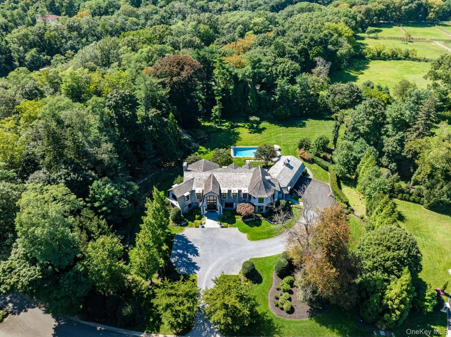 Photograph of 2 Hidden Pond Drive