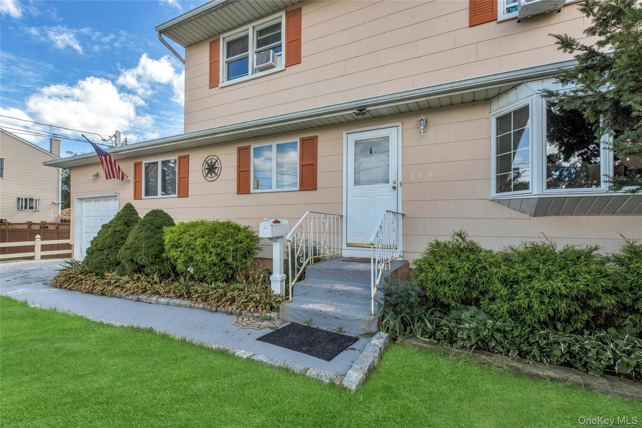 Photograph of 1208 America Avenue