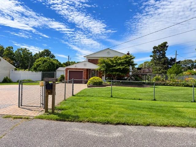 Photograph of 135 End Avenue