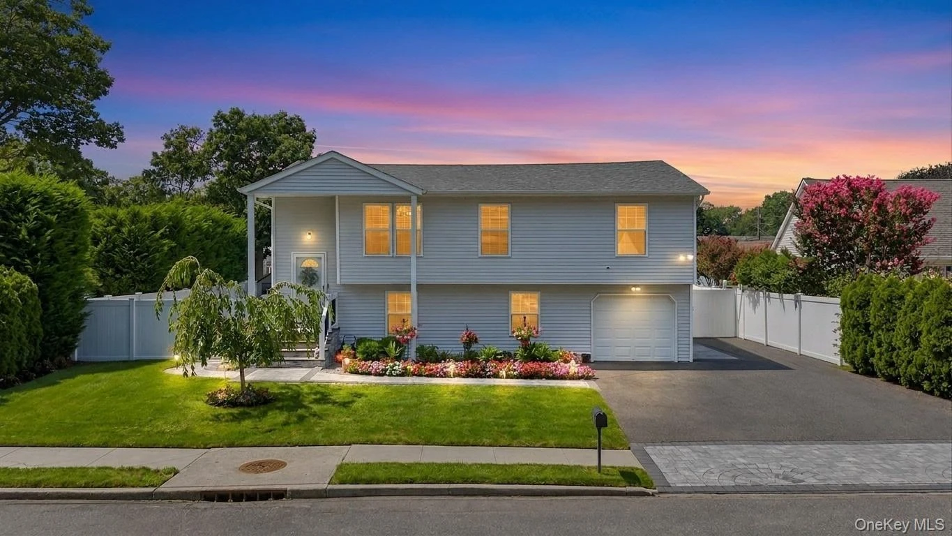 Photograph of 42 Audubon Avenue