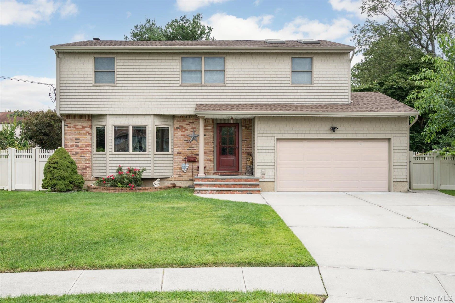 Photograph of 73 Anndom Court