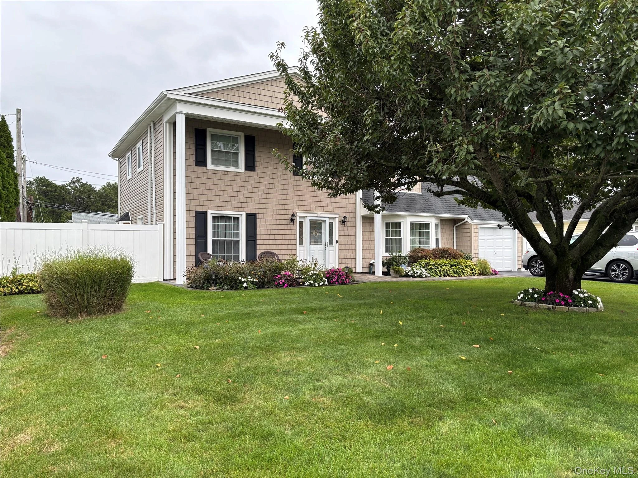 Photograph of 181 Cirrus Road