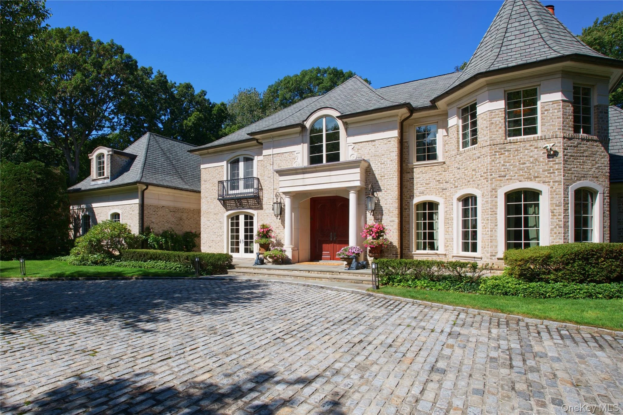 Photograph of 2 Vista Lane