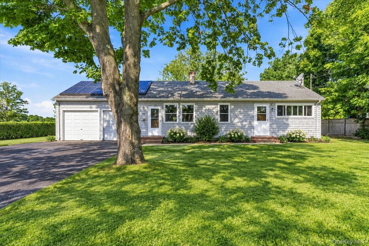 Photograph of 995 Schoolhouse Road