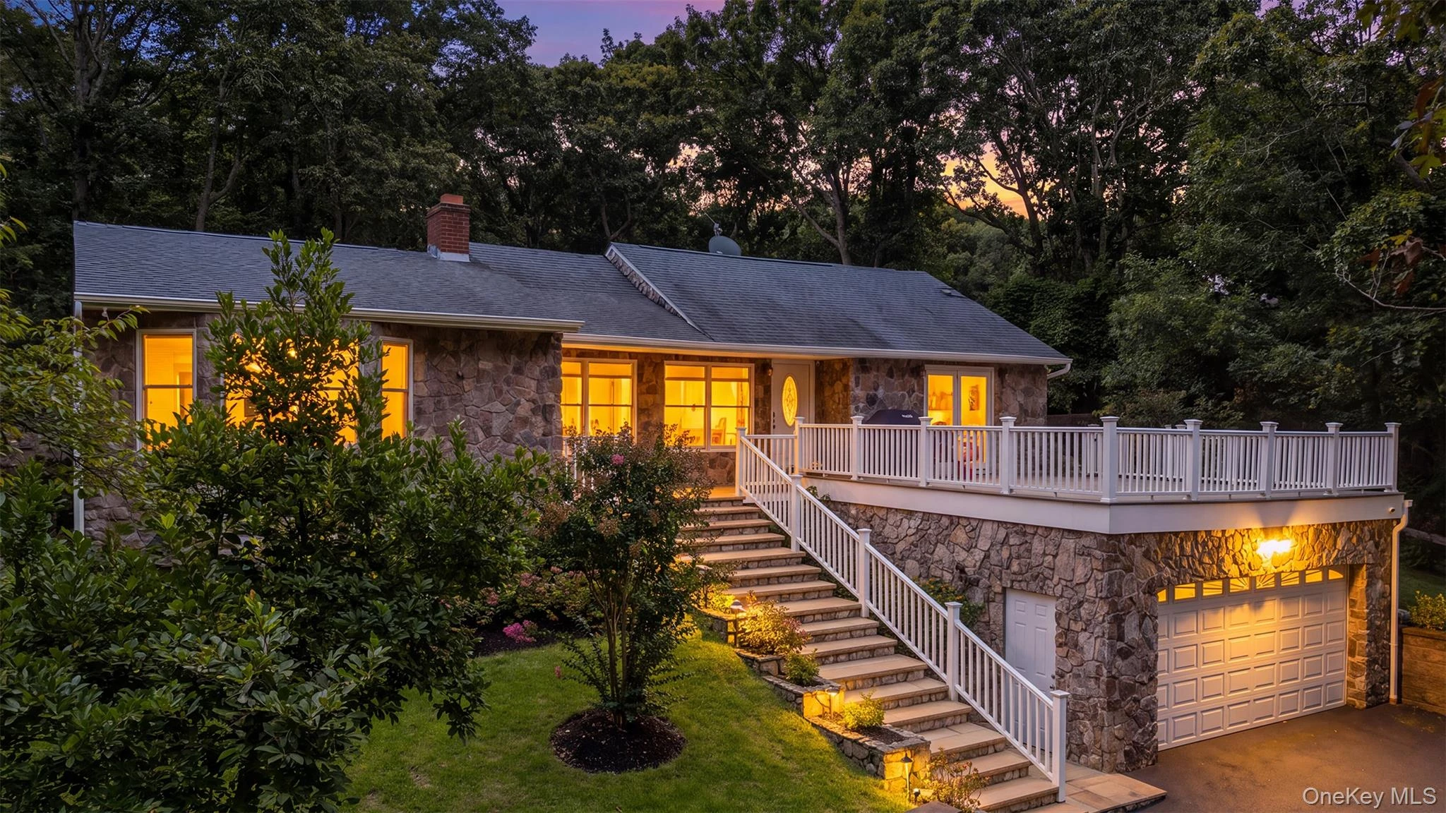 Photograph of 1000 Haywaters Road