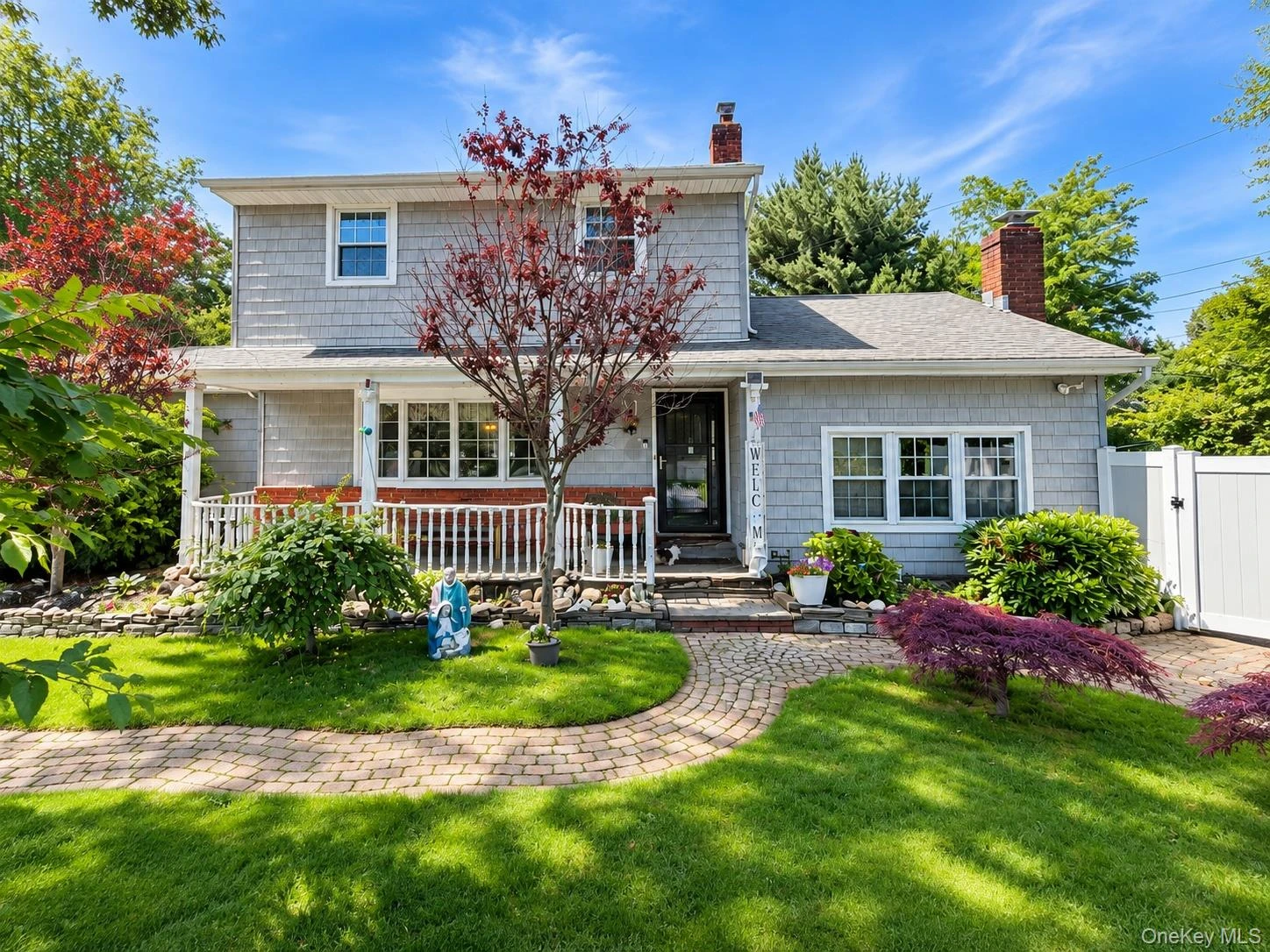 Photograph of 12 Cayuga Avenue