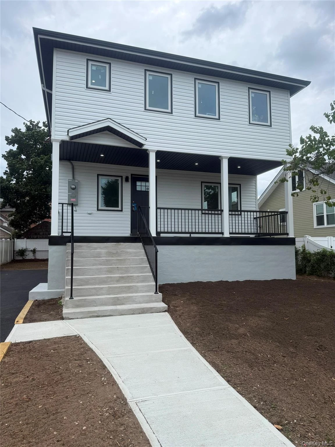 Photograph of 18 Sportsmans Avenue
