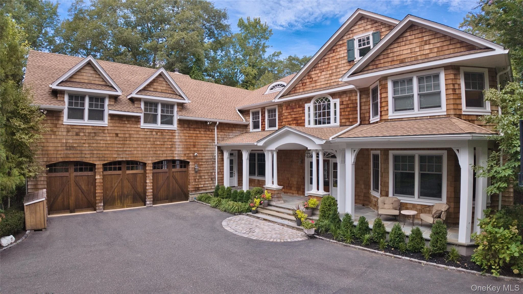 Photograph of 1184 Cove Edge Road