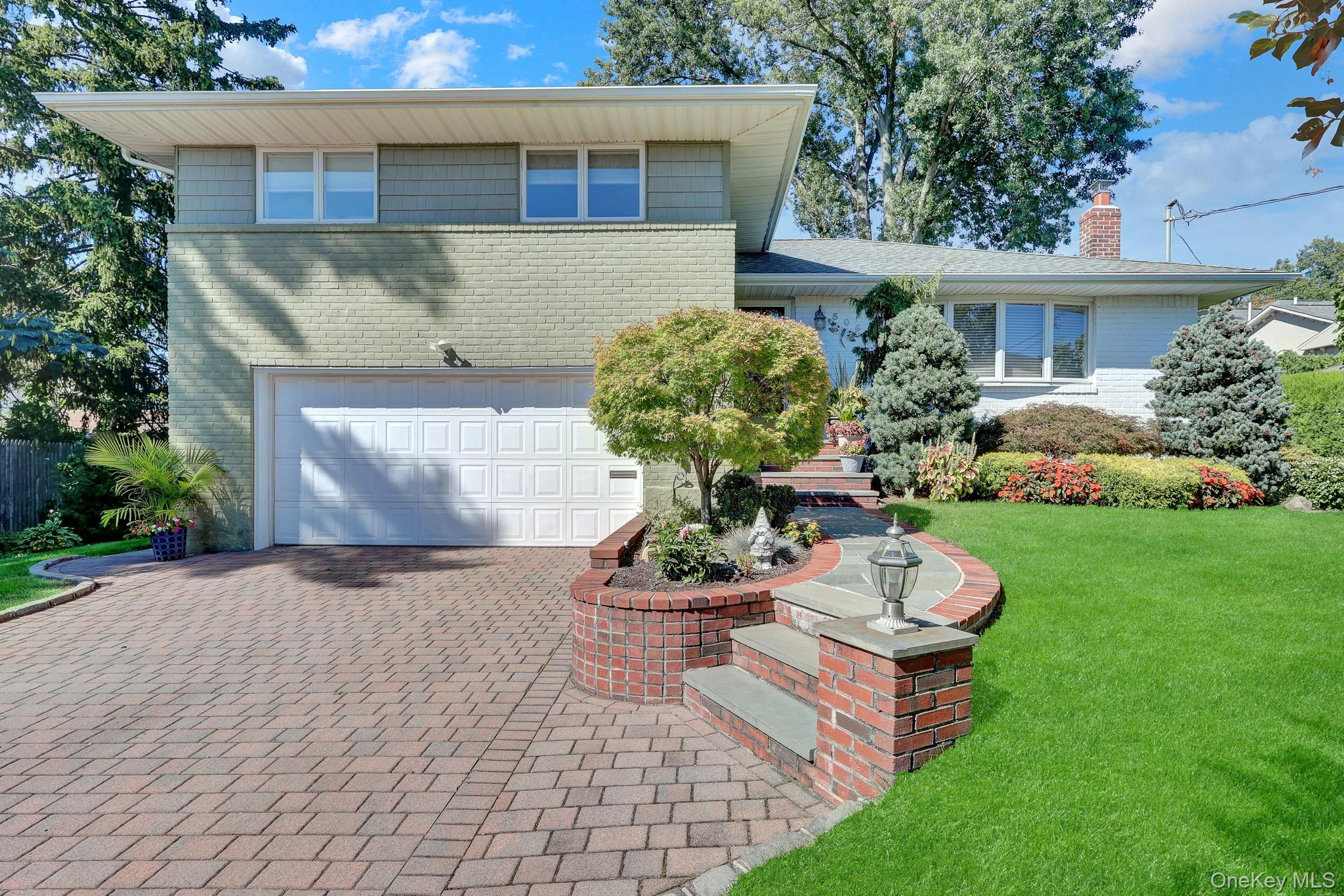 Photograph of 506 Nassau Place