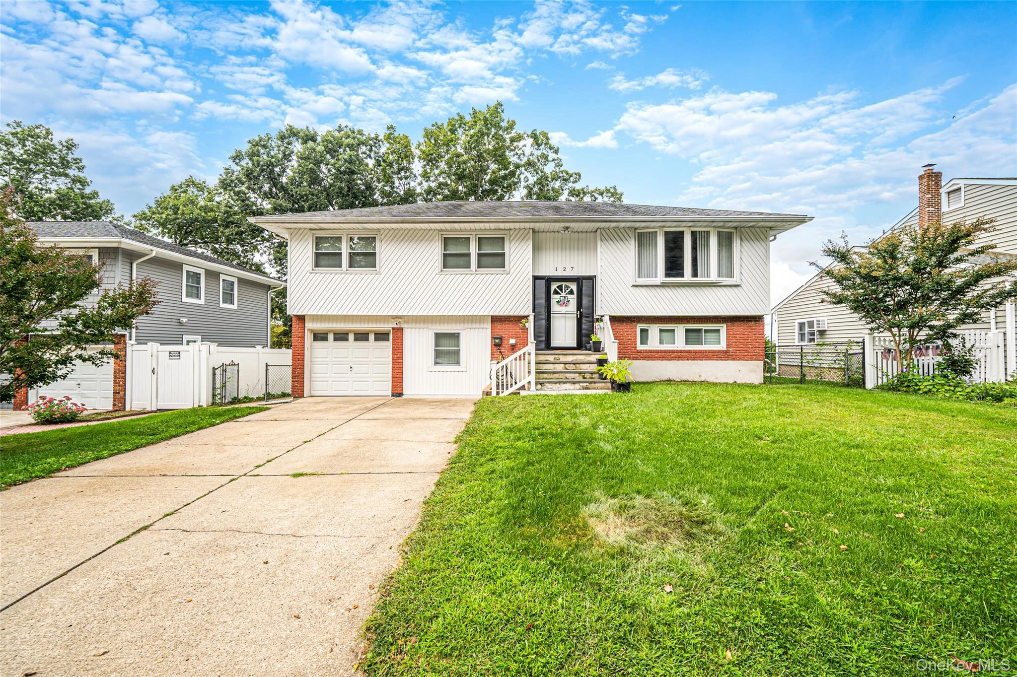 Photograph of 127 Iceland Drive